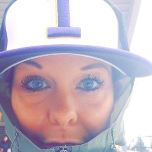 Meet your Posher, Adrienne